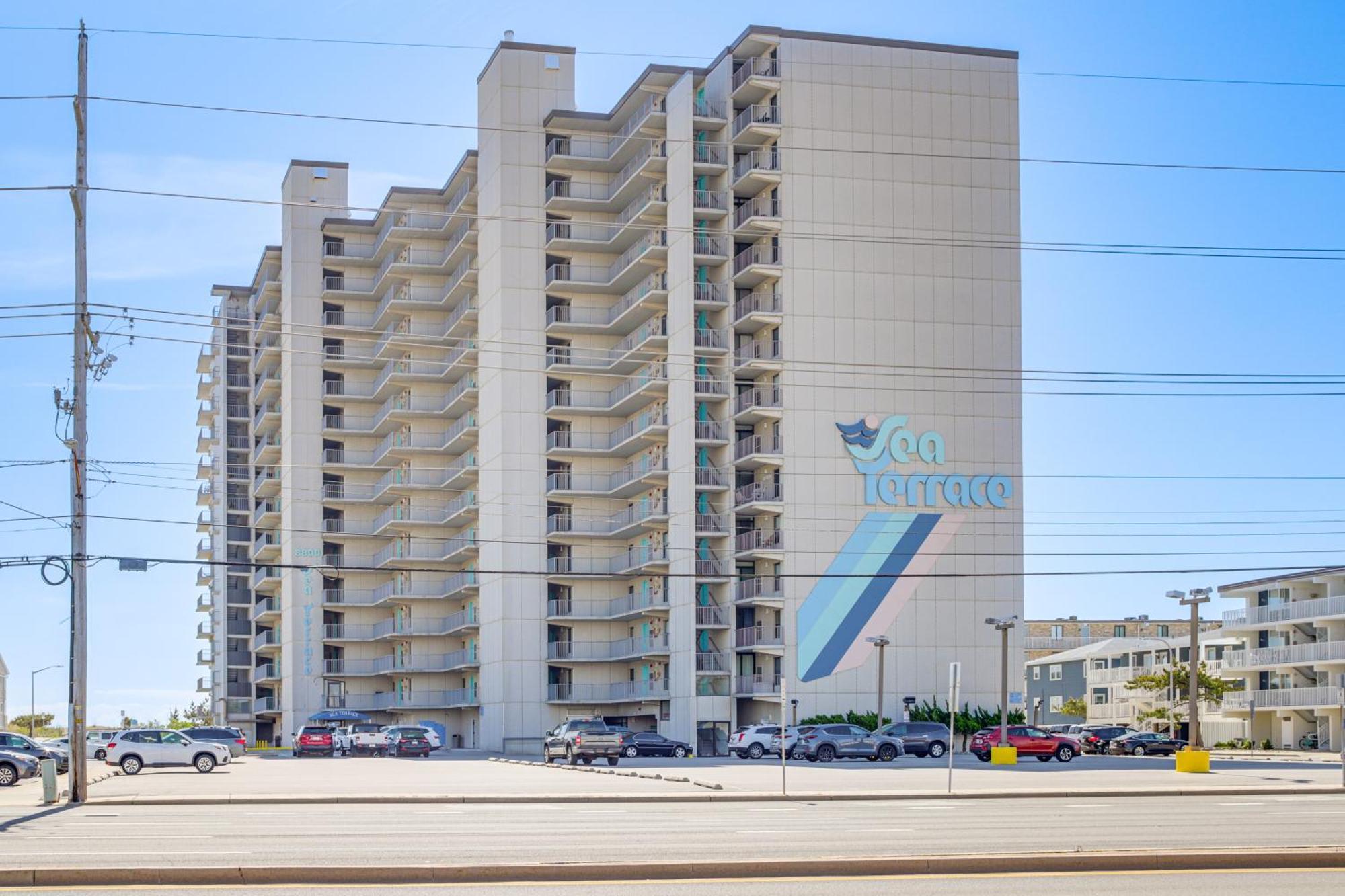 Ocean City Condo With Heated Pool And Beachfront View! Екстер'єр фото